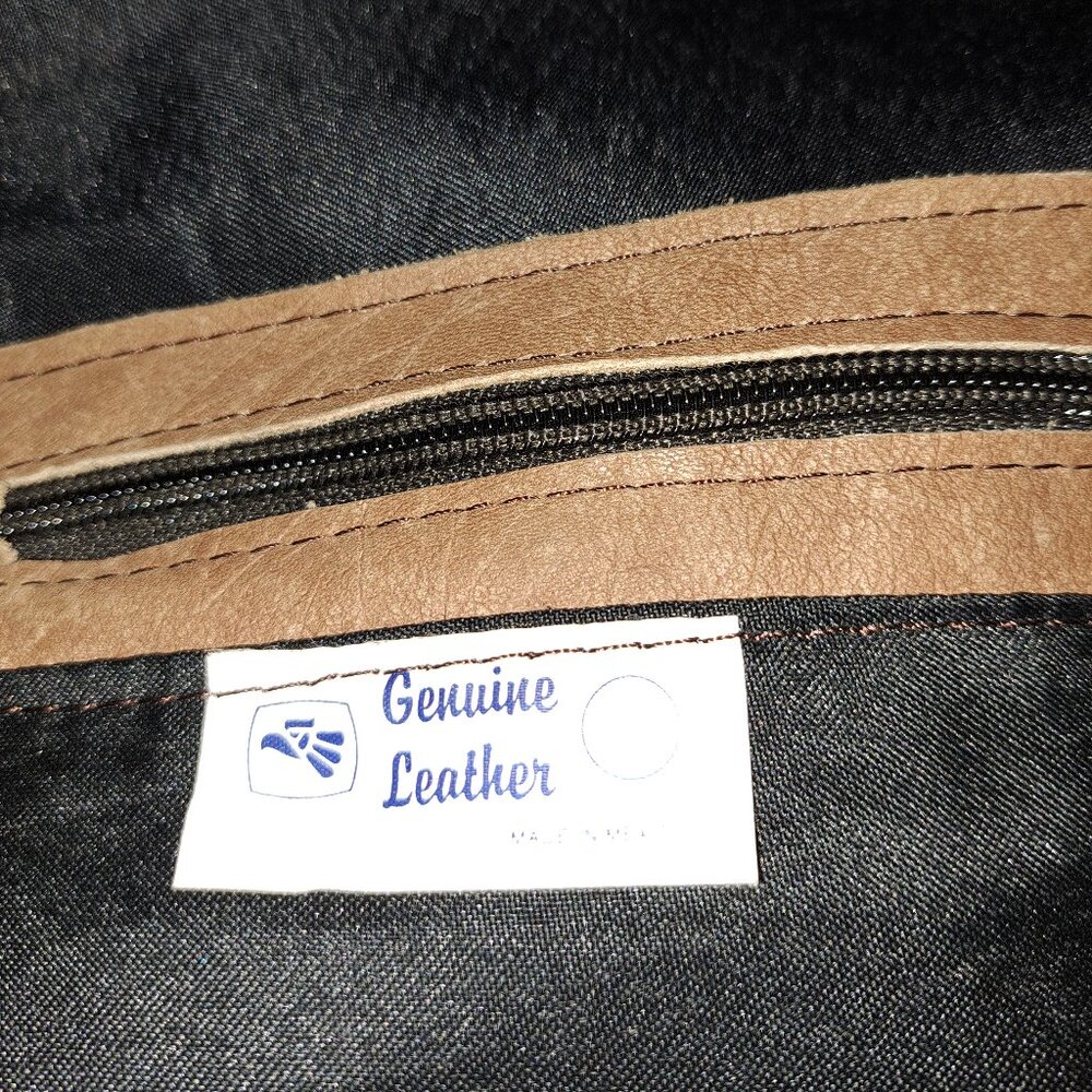 Genuine Leather Made in Mexico Crossbody/Shoulder Bag W/Pockets&Adjustable Strap - Picture 11 of 11